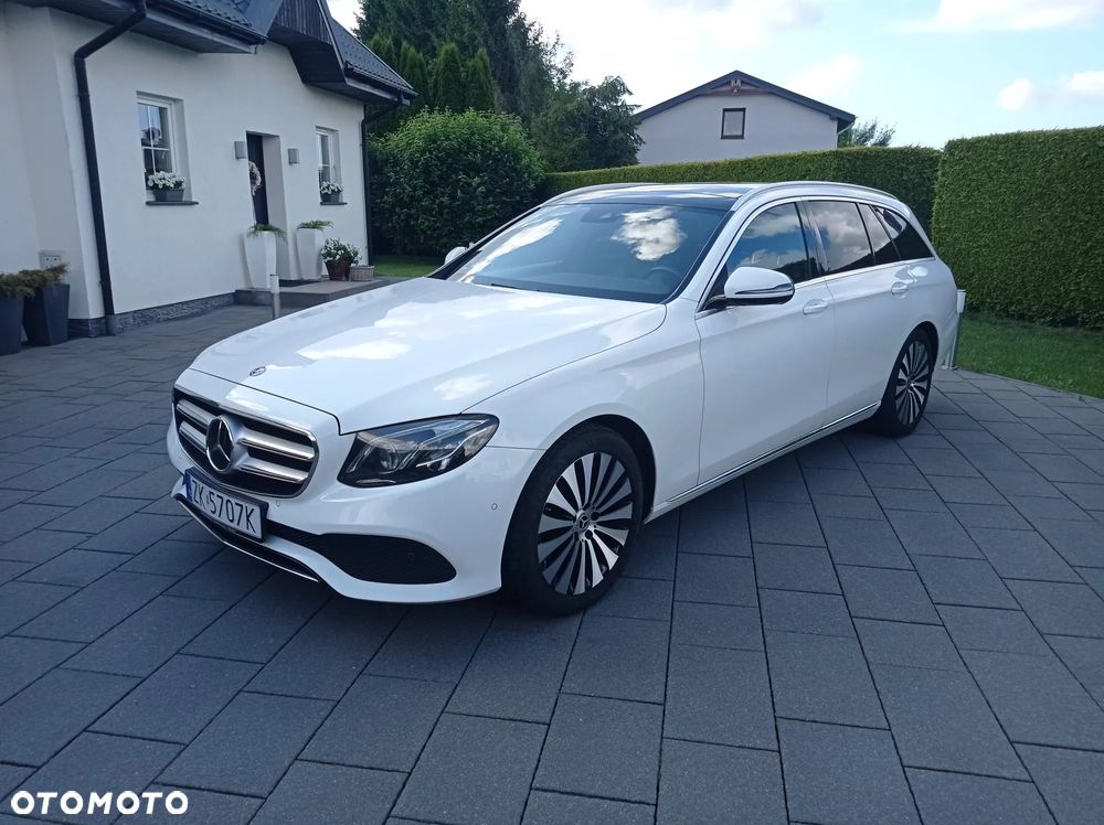 Mercedes-Benz Klasa E 220 d 9G-TRONIC - 2