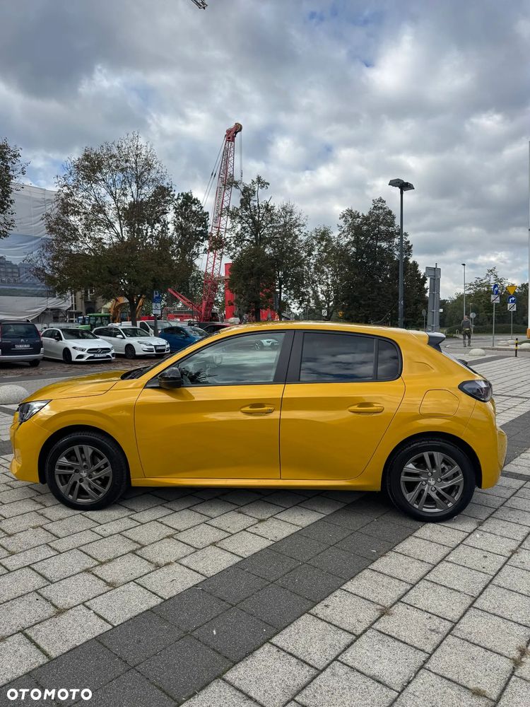 Peugeot 208 - 5