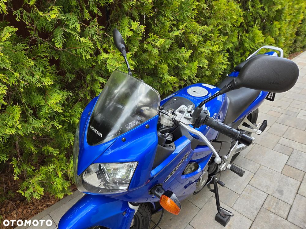 Honda CBR - 11