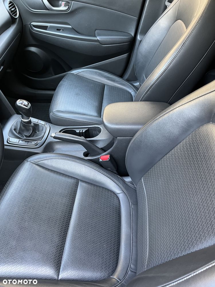 Hyundai Kona - 30