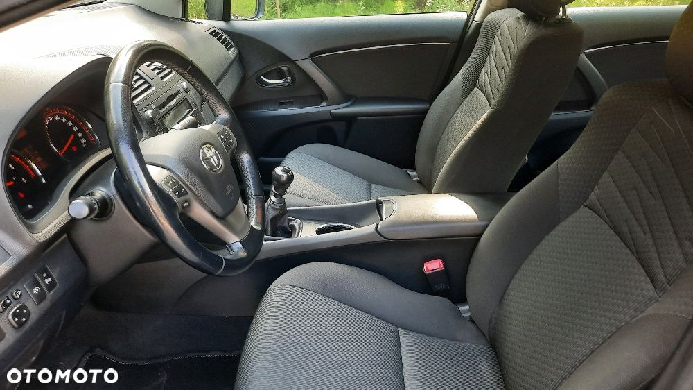 Toyota Avensis 2.2 D-4D Premium - 9