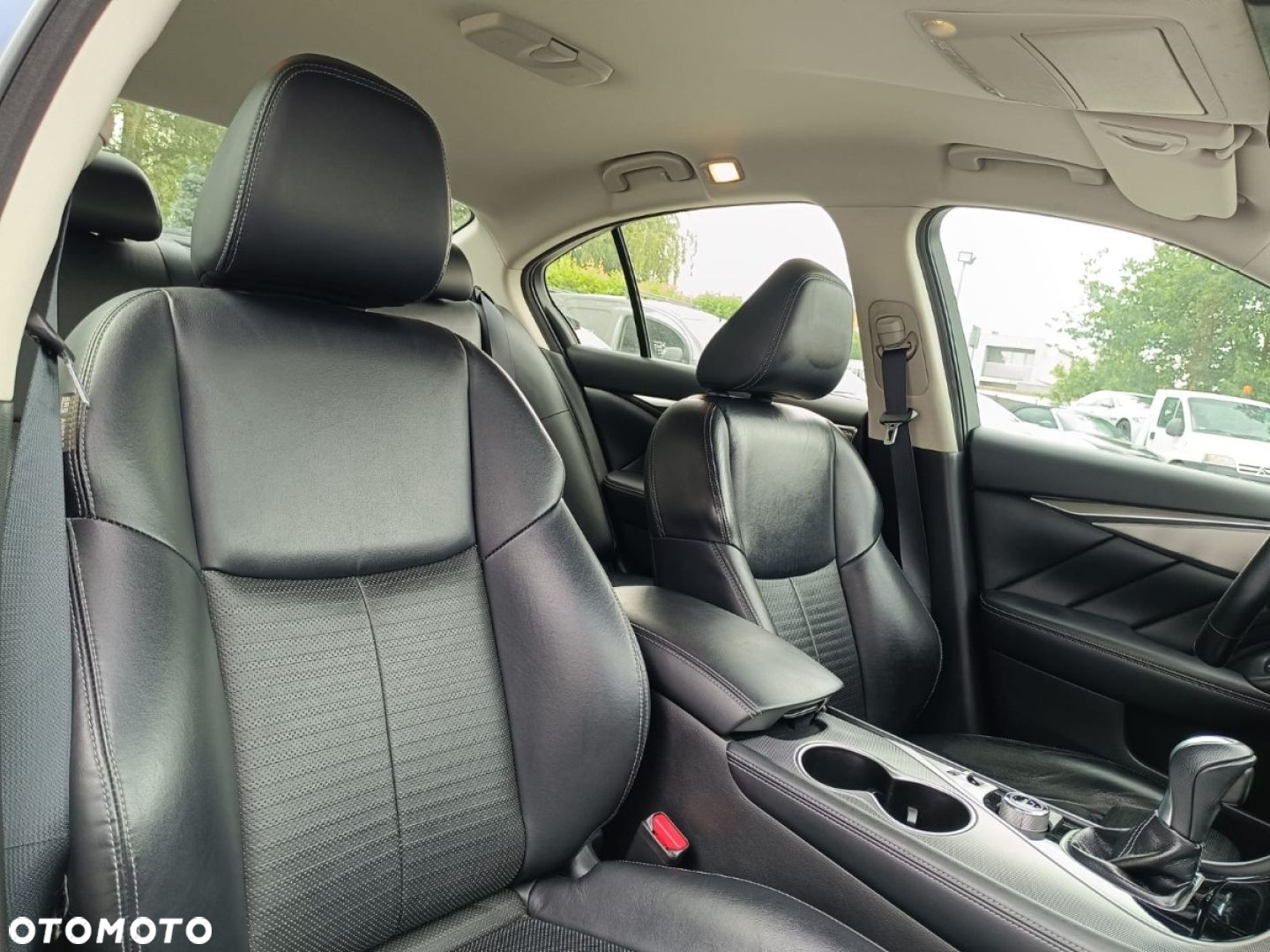 Infiniti Q50 - 8