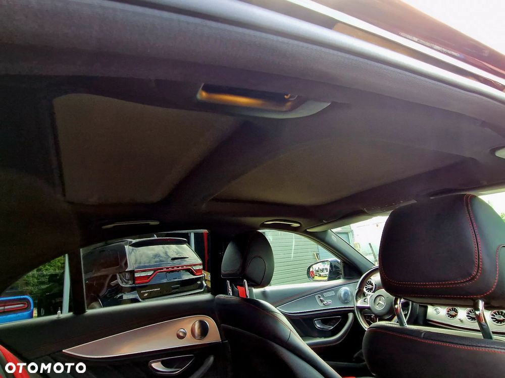 Mercedes-Benz Klasa E 43 AMG 4Matic 9G-TRONIC - 23