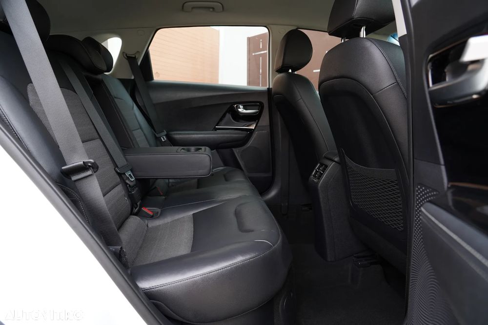 Kia Niro 1.6 GDI 6DCT HEV Classic - 8