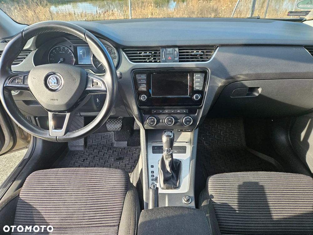 Skoda Octavia 2.0 TDI Ambition DSG - 13