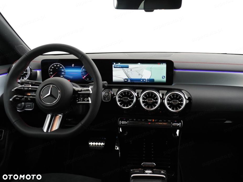 Mercedes-Benz CLA 200 mHEV AMG Line 7G-DCT - 10