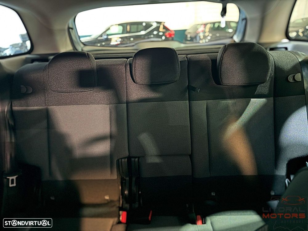 Citroën C3 Aircross 1.2 PureTech Shine - 37