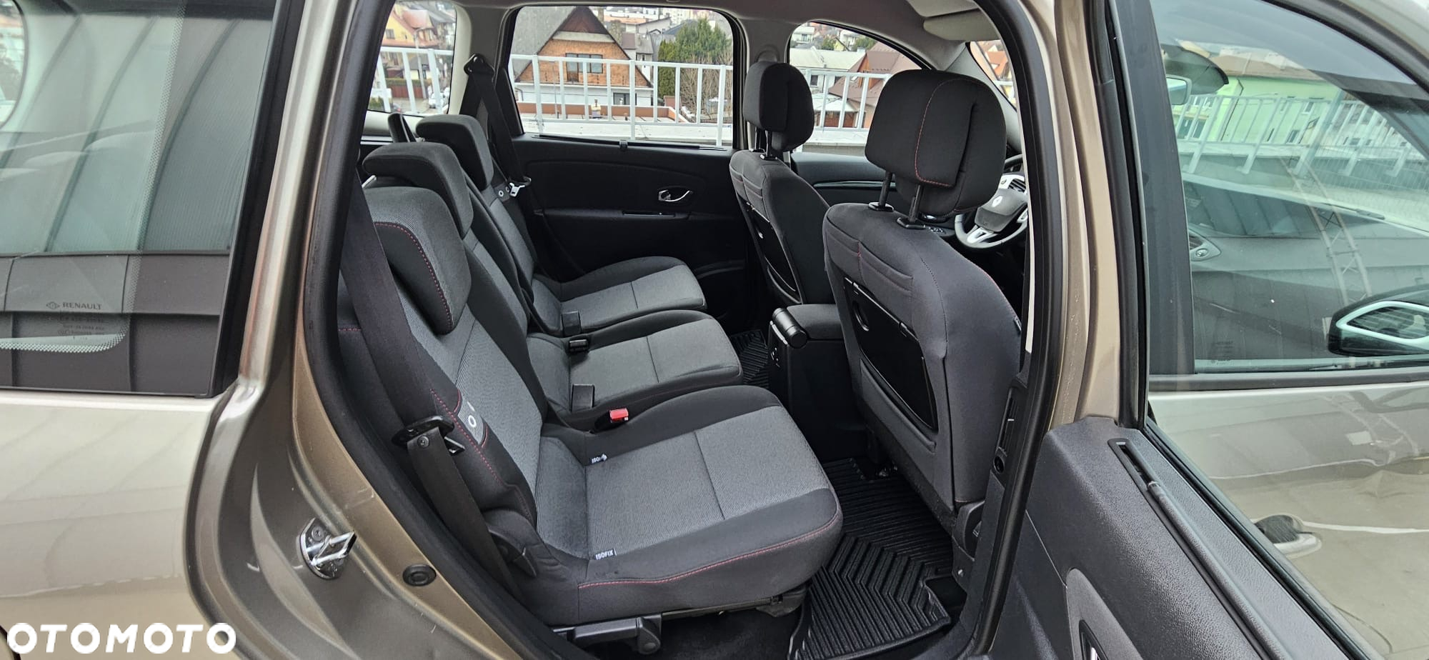 Renault Grand Scenic Gr 1.6 dCi Energy Bose Edition - 27