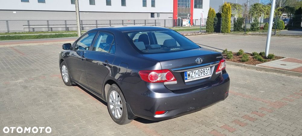 Toyota Corolla 1.6 Premium - 3