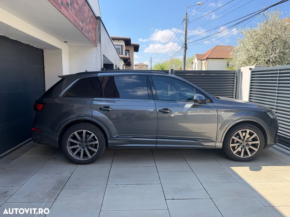 Audi Q7 55 TFSI quattro Tiptronic MHEV S Line - 1