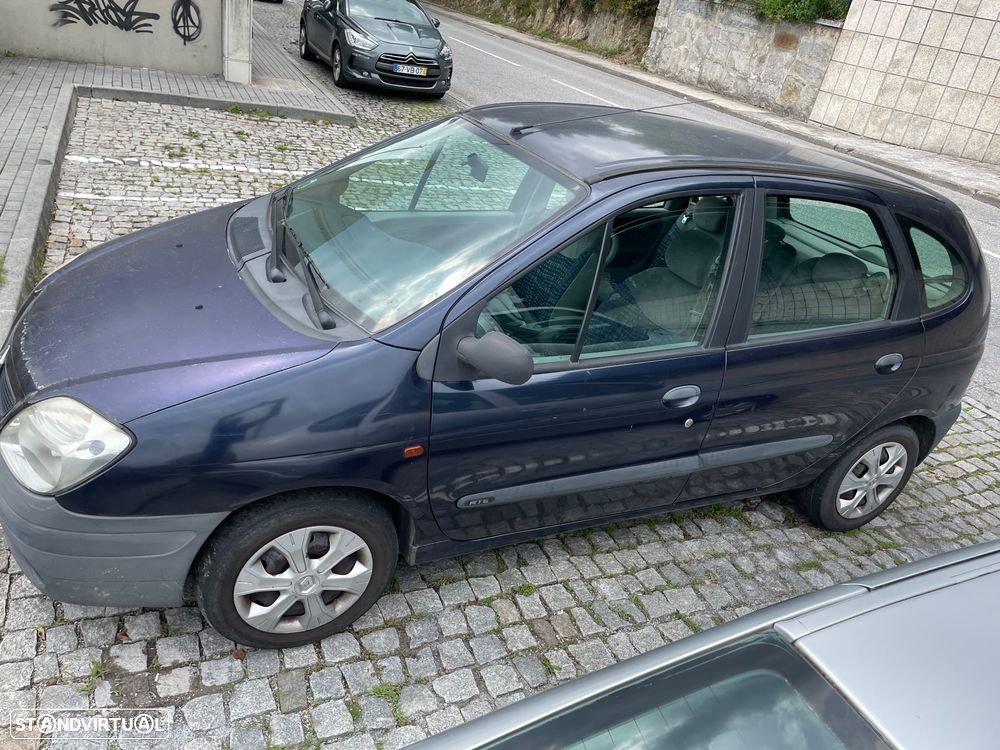 Renault Scénic 1.4 16V - 4