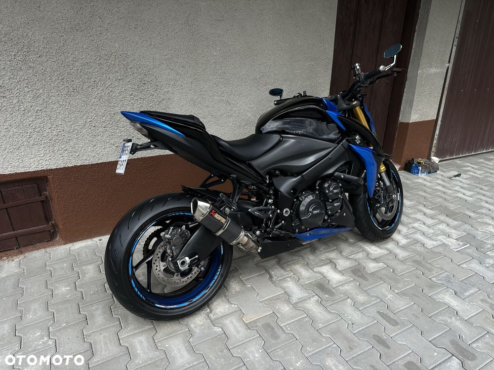 Suzuki GSX - 8