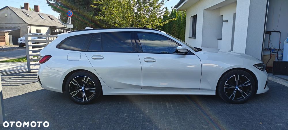 BMW Seria 3 320d MHEV Sport Line - 9