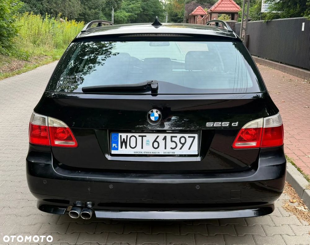 BMW Seria 5 525d - 5
