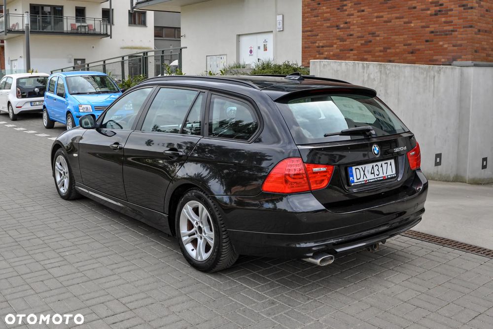 BMW Seria 3 320d - 3