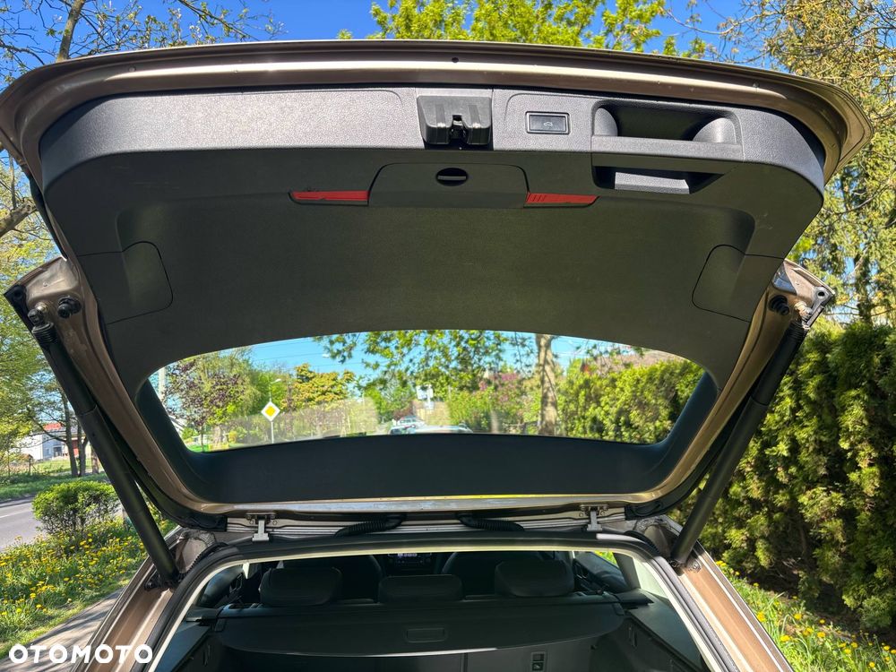 Volkswagen Passat Variant 1.8 TSI (BlueMotion Technology) DSG Comfortline - 10