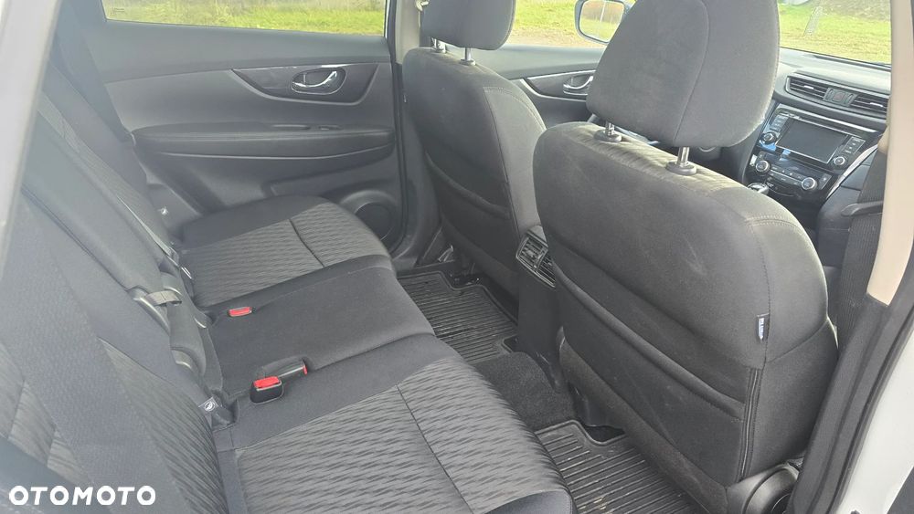 Nissan Rogue - 21