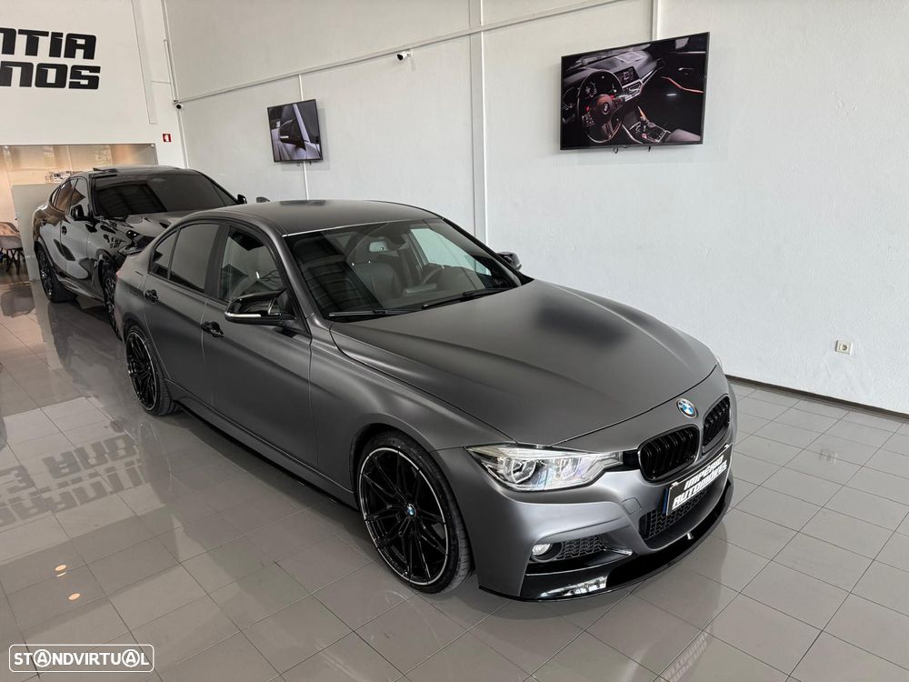 BMW 330 e iPerformance Pack M - 7