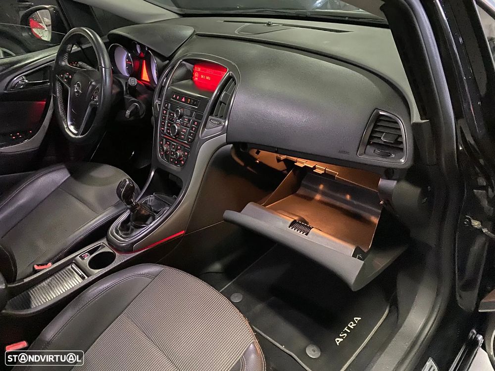Opel Astra 1.3 CDTI Cosmo - 18