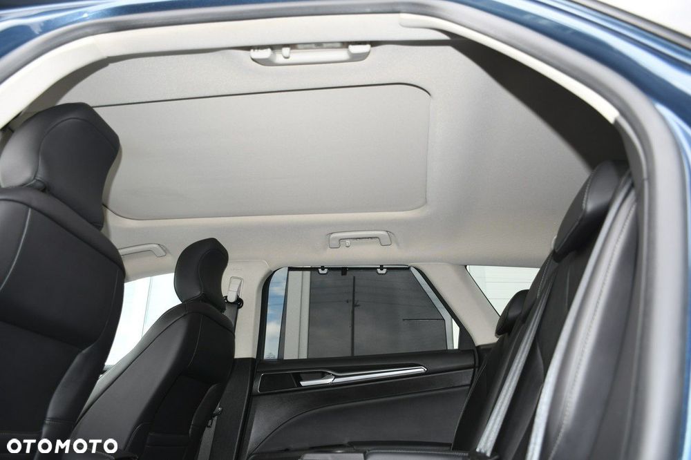 Ford Mondeo - 34