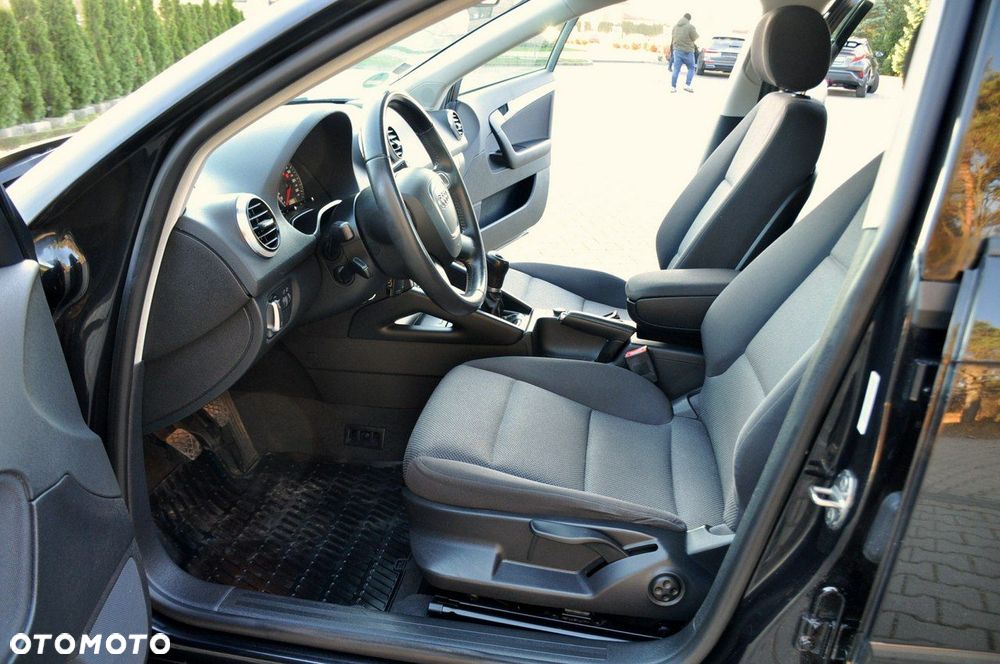 Audi A3 Sportback - 21