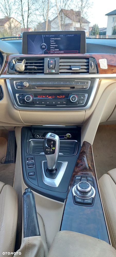 BMW Seria 3 328i - 11
