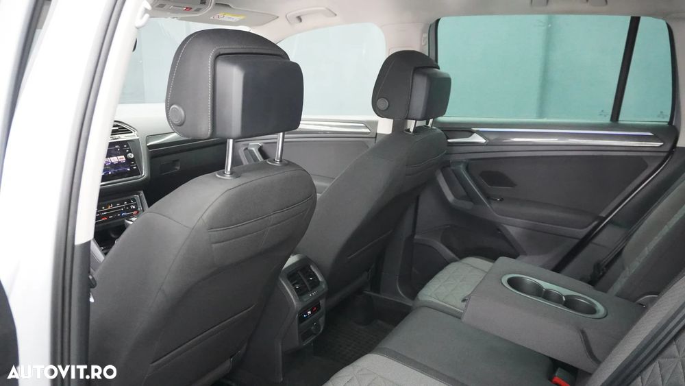 Volkswagen Tiguan 2.0 TDI 4Mot DSG Elegance - 10