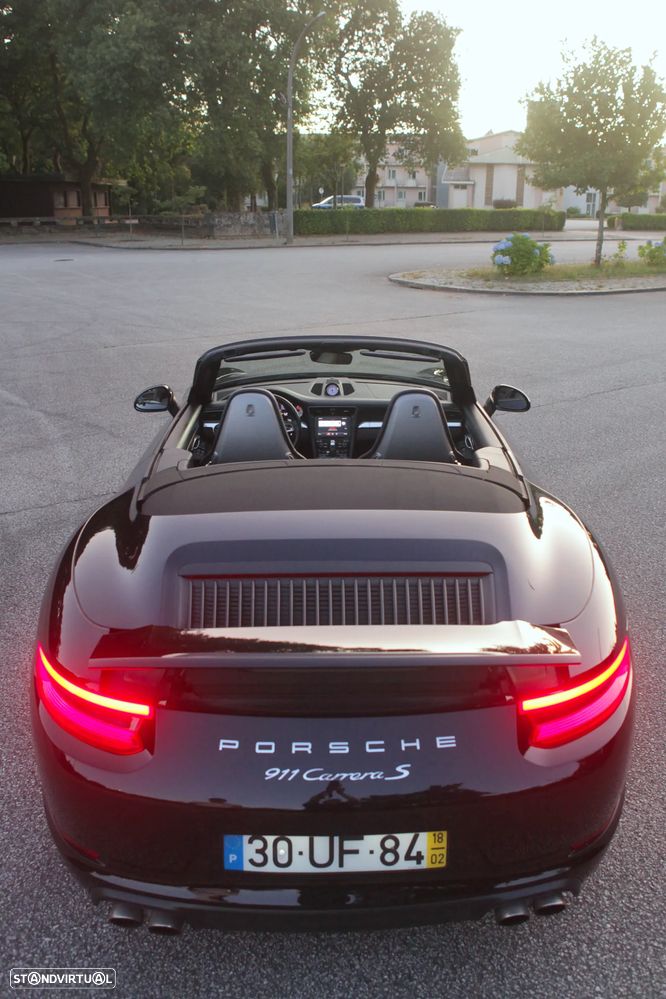 Porsche 911 Série F - 7