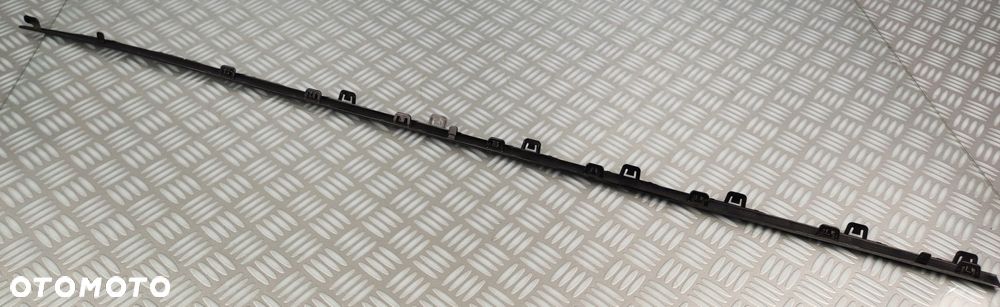 2146987600 listwa ozdobna progu prawego MERCEDES W214 E KLASA AMG - 9