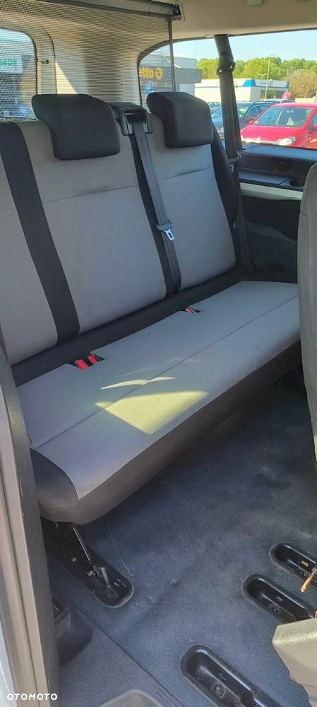 Opel Vivaro - 25