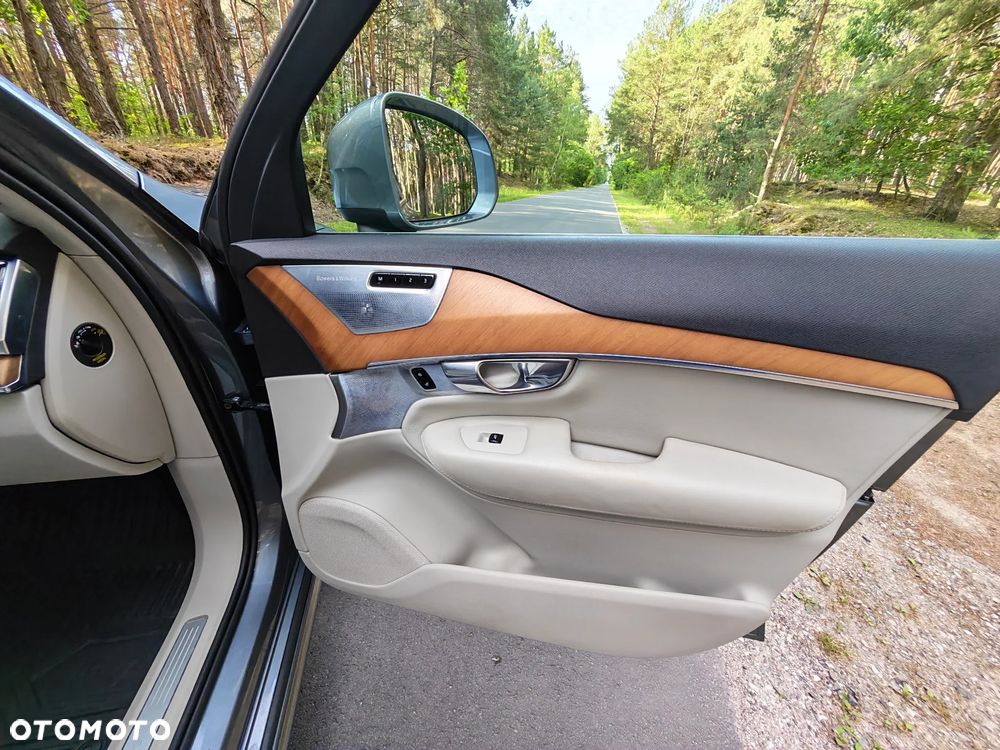 Volvo XC 90 T8 AWD Twin Engine Geartronic Inscription - 27