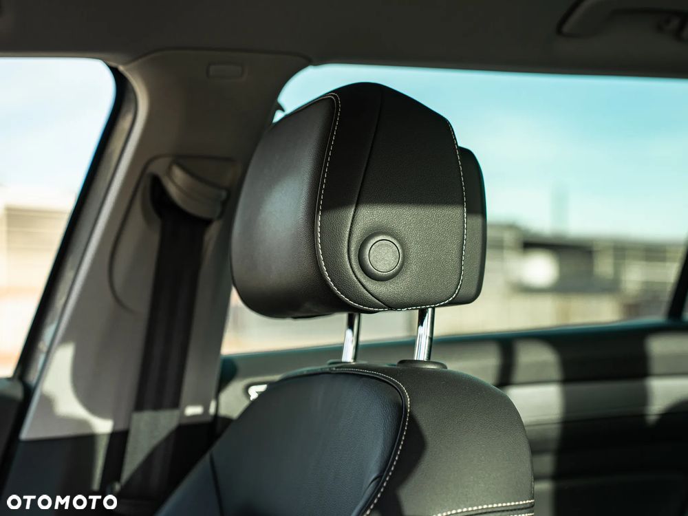Volkswagen Passat 2.0 TDI EVO Elegance - 20