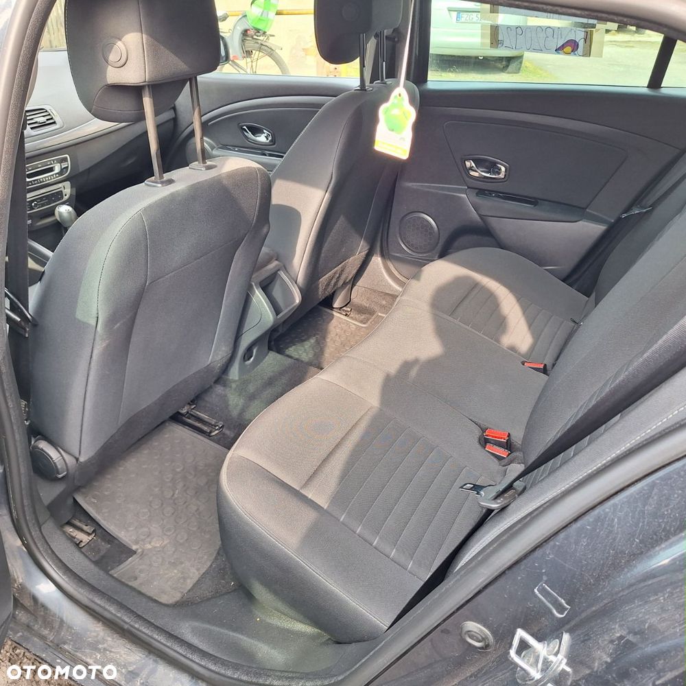 Renault Megane 1.5 dCi Limited - 14