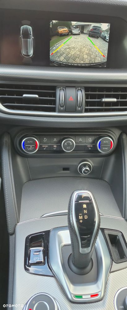 Alfa Romeo Stelvio 2.2 Diesel 16V AT8-Q4 Executive - 26