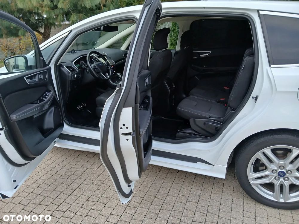 Ford S-Max 2.0 TDCi ST-Line PowerShift - 7