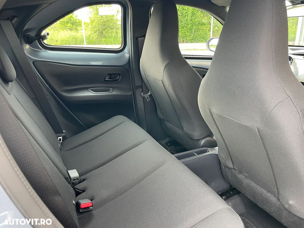 Toyota Aygo X 1.5l HEV 116CP Active - 9