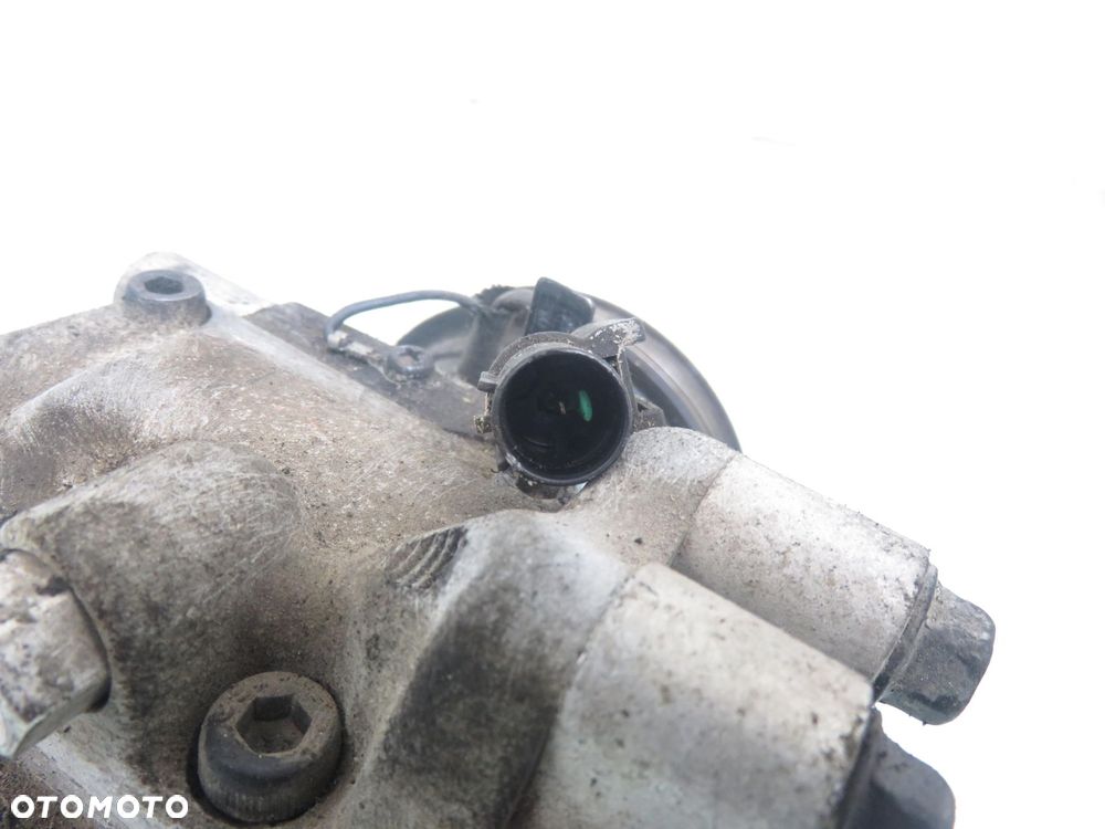 KOMPRESOR KLIMATYZACJI KIA CERATO I (LD) 2.0 1804022800 4F1610085 - 2