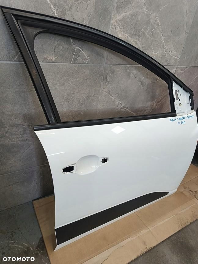 dacia sandero stepway iii 21r- drzwi prawy przód dv369 jogger - 4