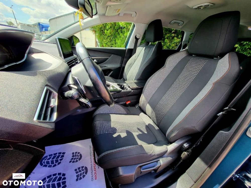 Peugeot 5008 - 5