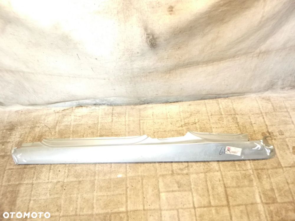 volkswagen golf v 5 próg lewy 5d