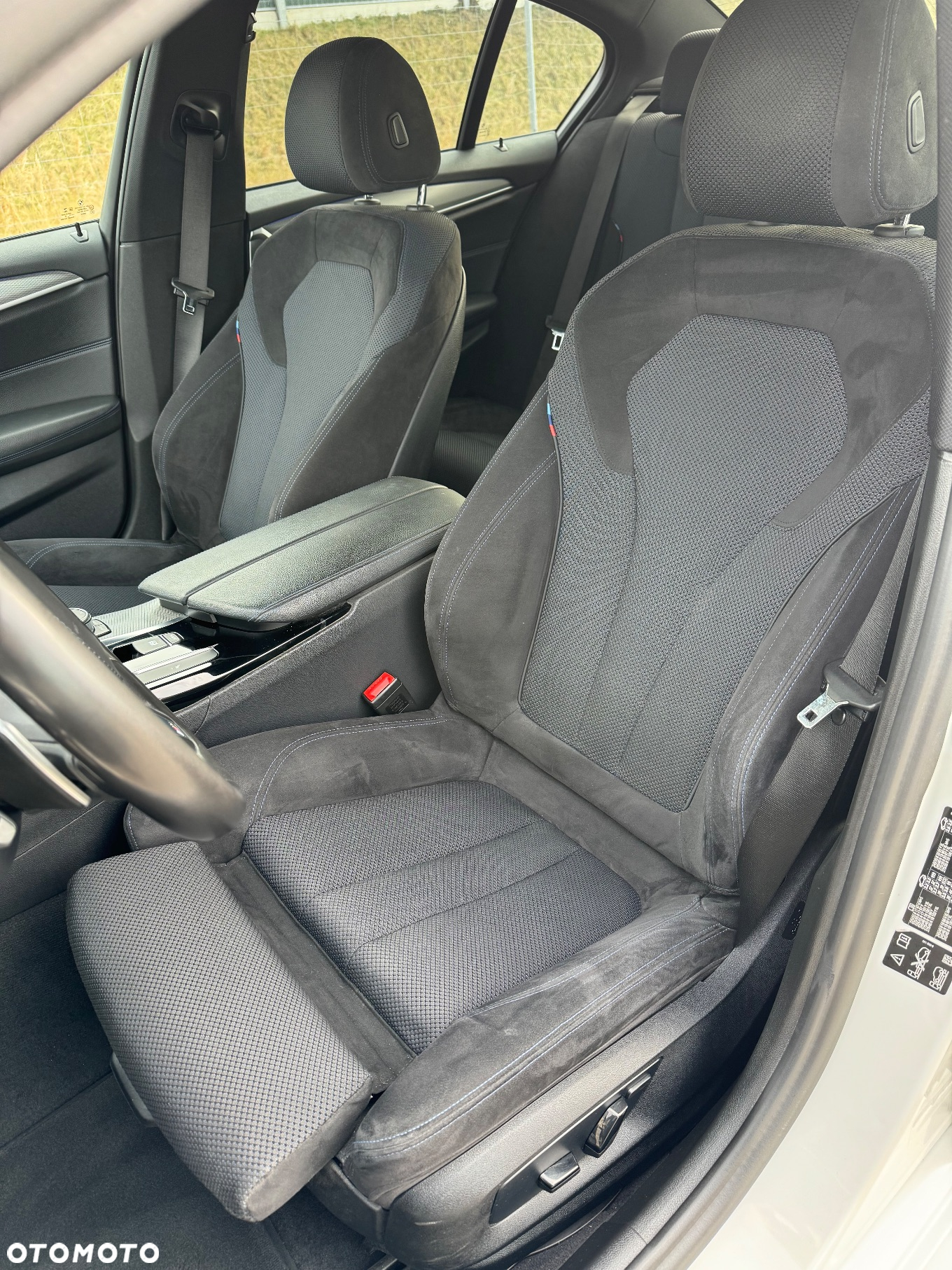 BMW Seria 5 520d xDrive M Sport sport - 24