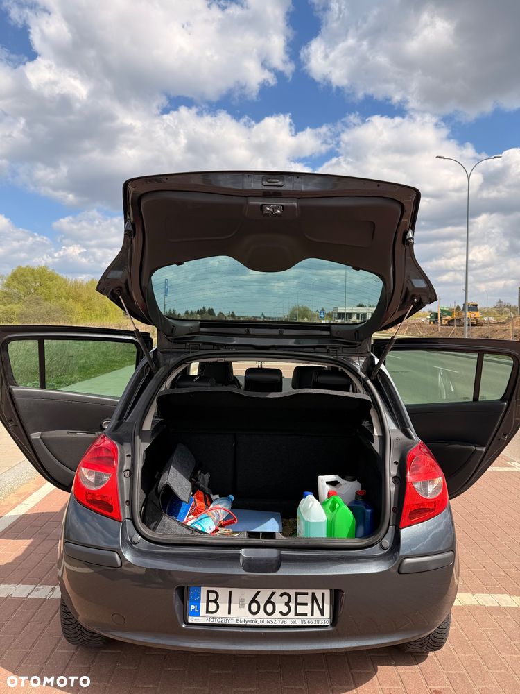 Renault Clio 1.5 dCi Dynamique - 10