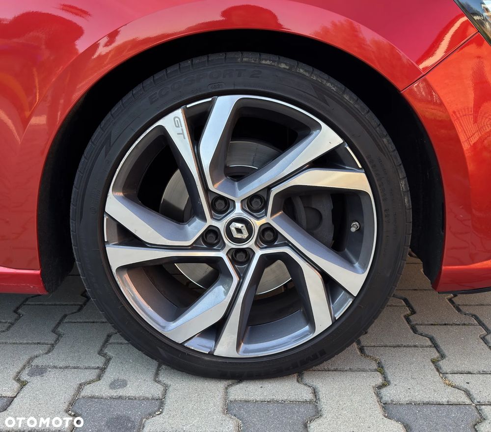Renault Megane ENERGY TCe 205 EDC GT - 15