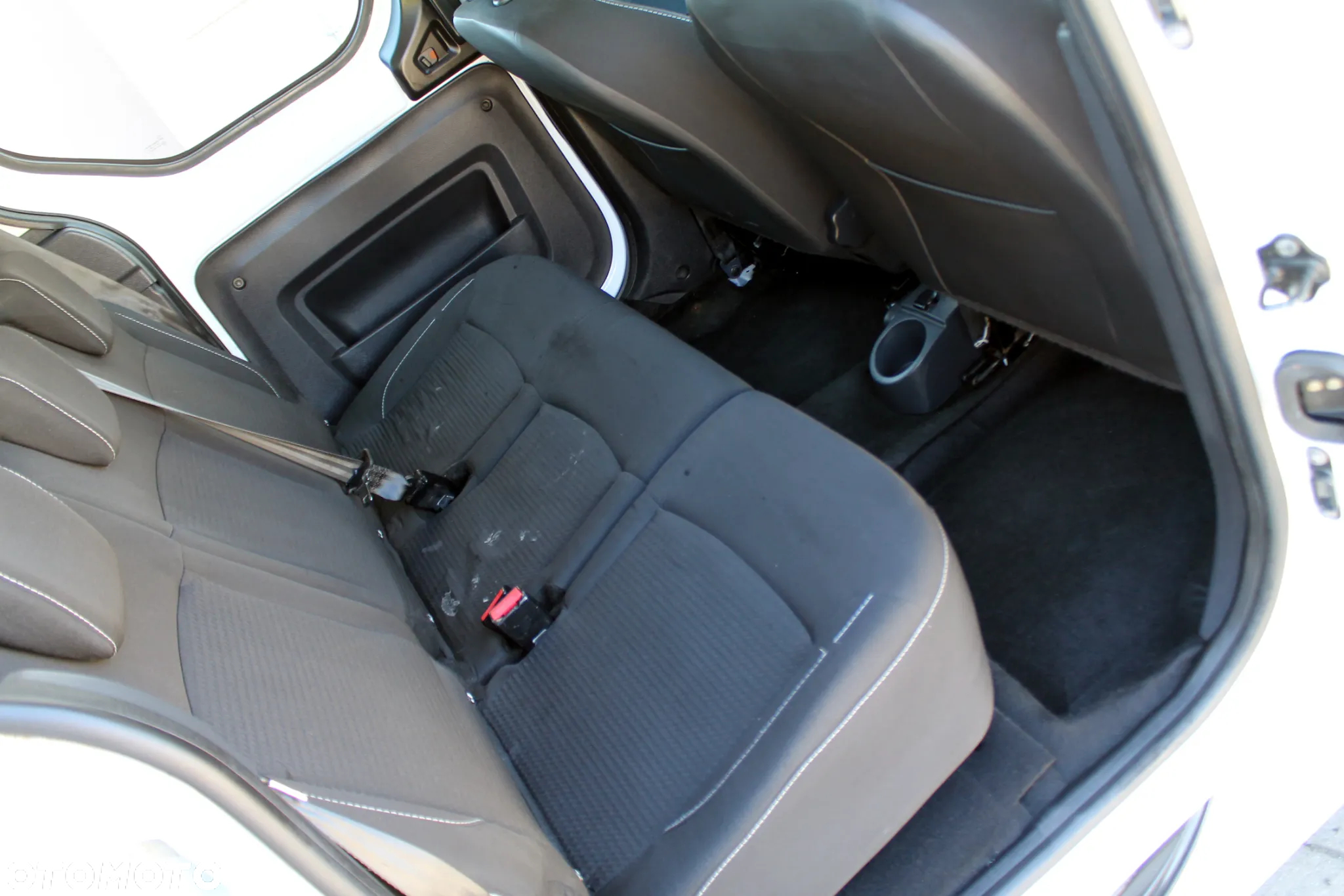 Dacia Dokker TCe 100 GPF Comfort - 14