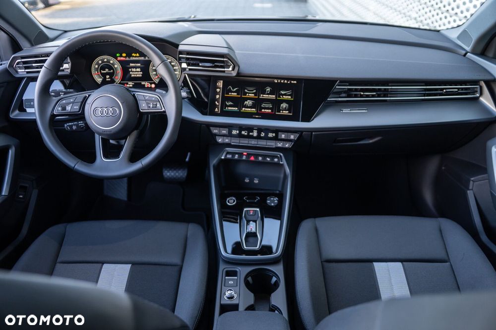 Audi A3 Sportback - 15