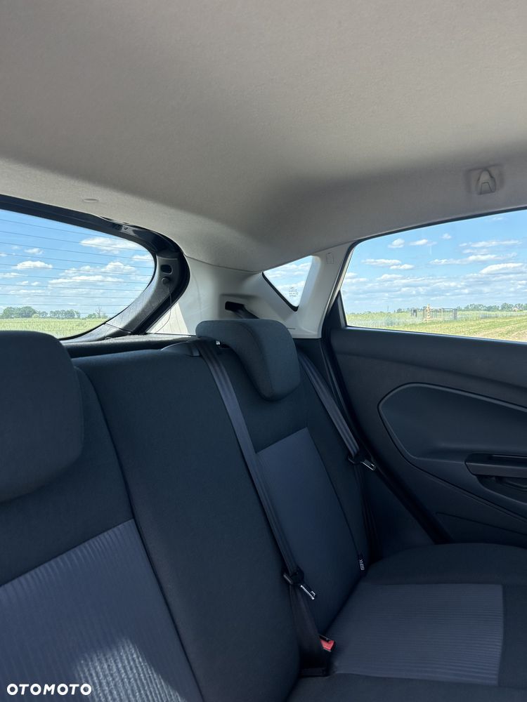 Ford Fiesta 1.25 Silver X plus EU5 - 16