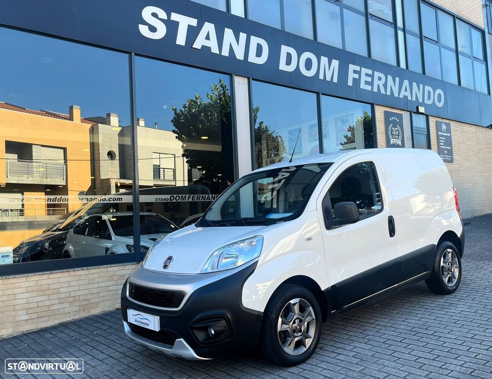 Fiat Fiorino 1.3 M-jet Adventure com 1GD - 18