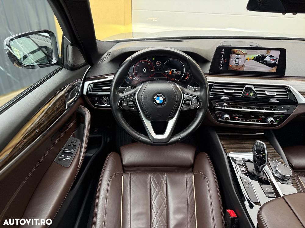 BMW Seria 5 520d Aut. Sport Line - 10