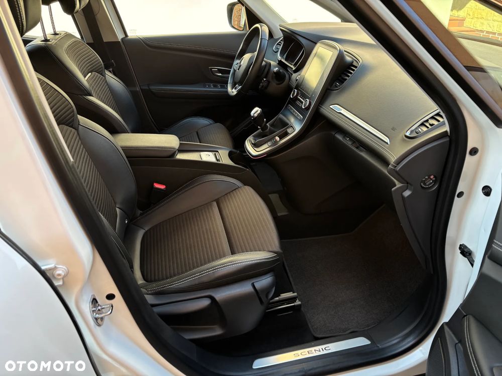 Renault Scenic ENERGY TCe 130 INTENS - 21