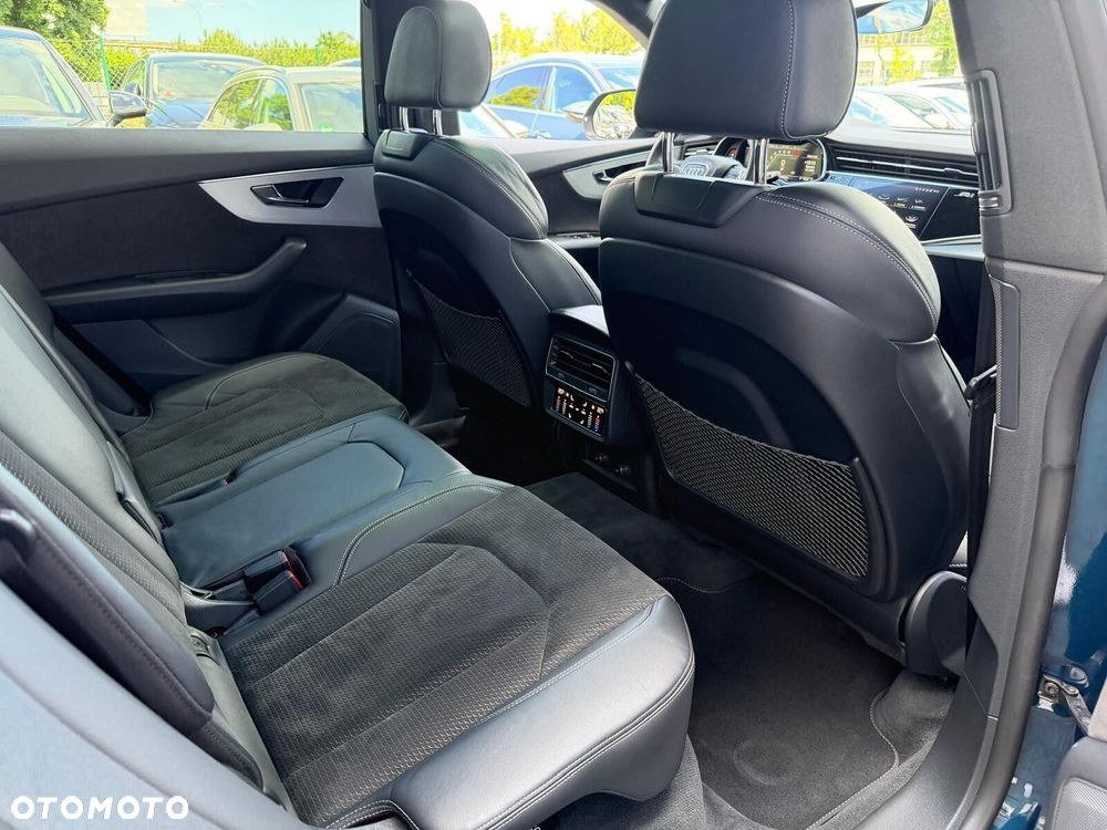 Audi SQ8 TFSI Quattro Tiptronic - 28